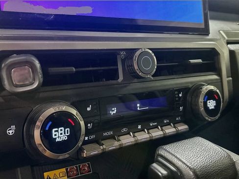 Used 2024 Toyota Tacoma TRD Sport AWD/4WD image 13