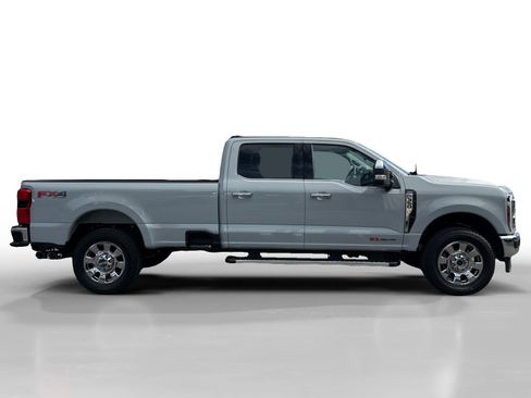 Certified 2025 Ford F350 Lariat w/ Chrome Package AWD/4WD image 6