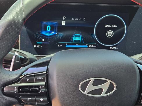 Certified 2025 Hyundai Elantra N Line FWD image 12