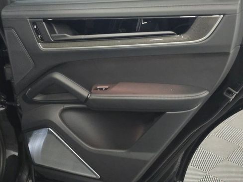 New 2026 Porsche Cayenne Turbo AWD/4WD image 27
