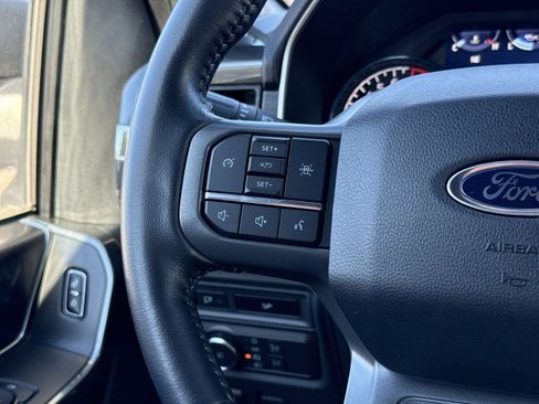 Certified 2022 Ford F150 XLT w/ Equipment Group 302A High image 20