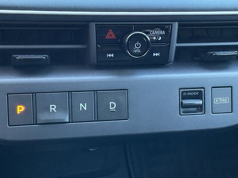 New 2026 Nissan Leaf Platinum+ image 37