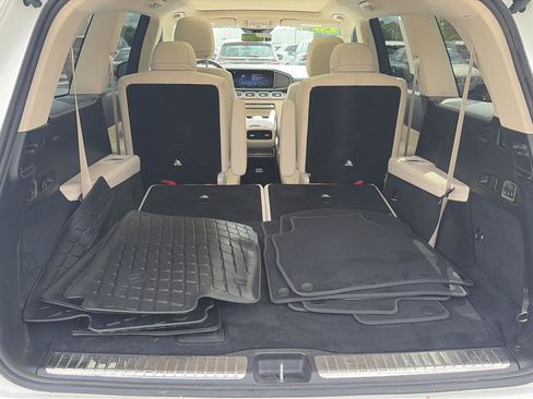 Used 2024 Mercedes-Benz GLS 450 4MATIC image 18