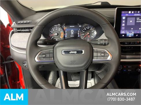 Used 2023 Jeep Compass Latitude image 22