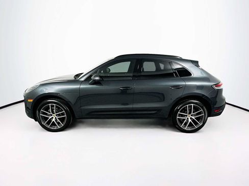 Certified 2026 Porsche Macan AWD/4WD image 2
