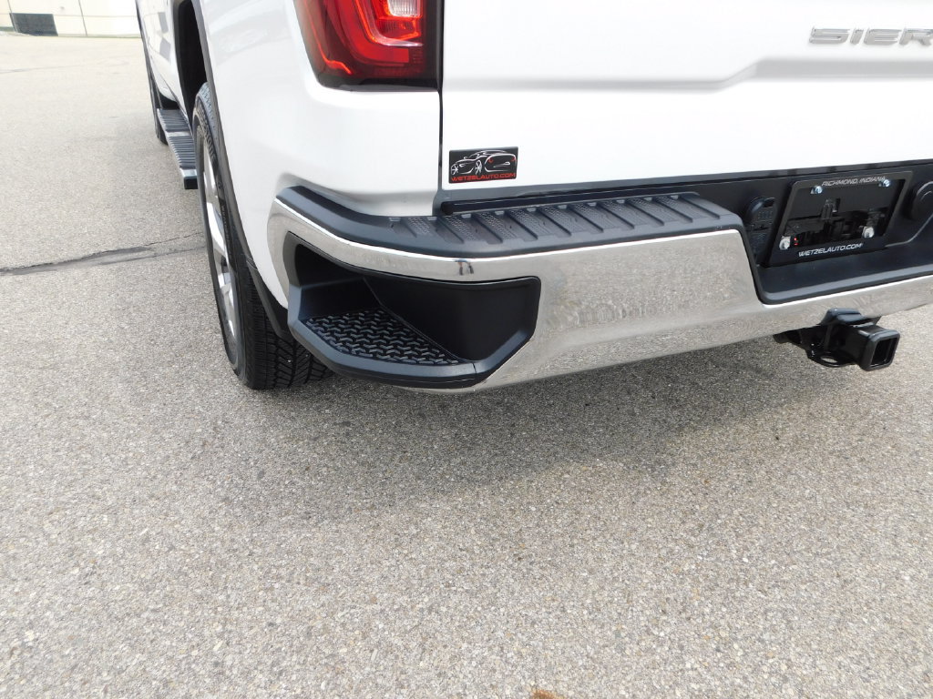 Used 2023 GMC Sierra 1500 SLT AWD/4WD image 6