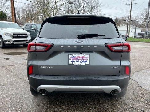 Used 2025 Ford Escape Active AWD/4WD image 4