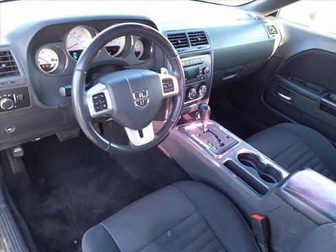 Used 2014 Dodge Challenger SXT w/ Super Sport Group (SS/T) image 10