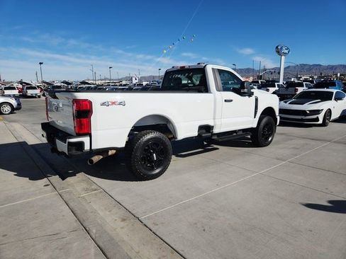 Used 2023 Ford F250 XL w/ STX Appearance Package image 5
