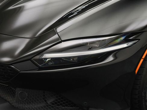 Certified 2025 Ferrari Roma Spider image 31