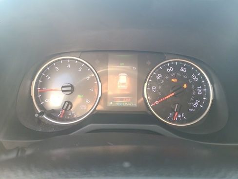 Used 2019 Toyota RAV4 XLE image 24