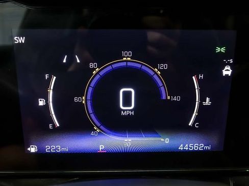 Certified 2024 Chevrolet Trax ACTIV w/ Sunroof Package FWD image 20