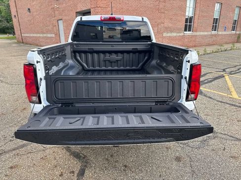 New 2026 Chevrolet Colorado Z71 w/ Technology Package AWD/4WD image 9