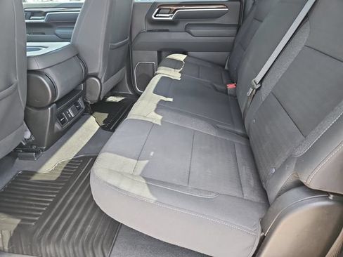 Used 2025 Chevrolet Silverado 2500 LT w/ Safety Package AWD/4WD image 15