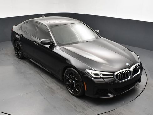 Used 2021 BMW 540i w/ M Sport Package RWD image 17