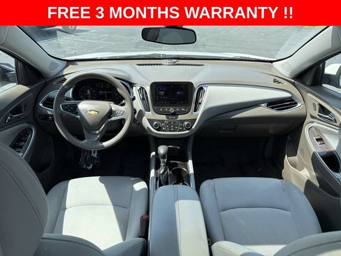 Used 2021 Chevrolet Malibu LT FWD image 37