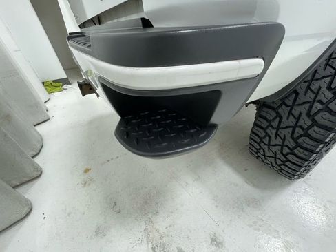 Used 2015 GMC Sierra 2500 Denali w/ Duramax Plus Package image 6