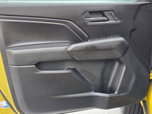 Used 2023 Chevrolet Colorado Trail Boss w/ Technology Package AWD/4WD image 20