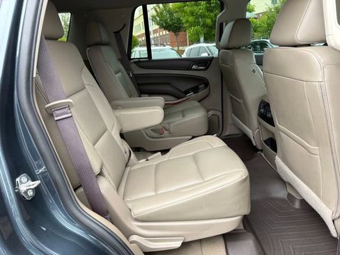 Used 2019 Chevrolet Tahoe Premier RWD image 22