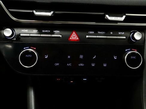 Certified 2025 Hyundai Sonata SEL FWD image 32