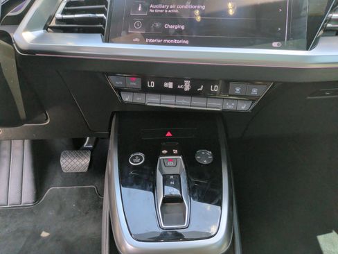 Certified 2024 Audi Q4 e-tron Premium Plus AWD/4WD image 28