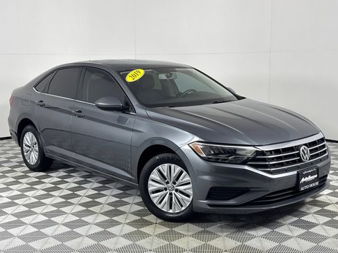 Used 2019 Volkswagen Jetta S w/ Driver Assistance Package image 2