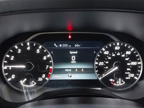 Used 2025 Nissan Frontier SV image 21