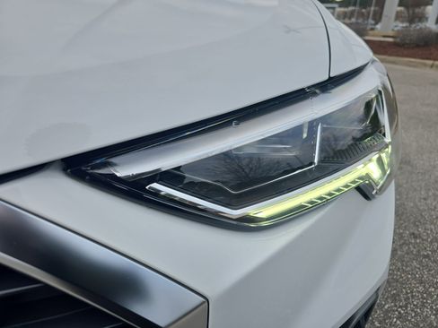 Certified 2025 Audi Q3 2.0T Premium w/ Convenience Package image 29