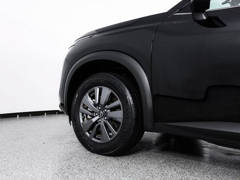 Used 2022 Nissan Pathfinder S FWD image 7