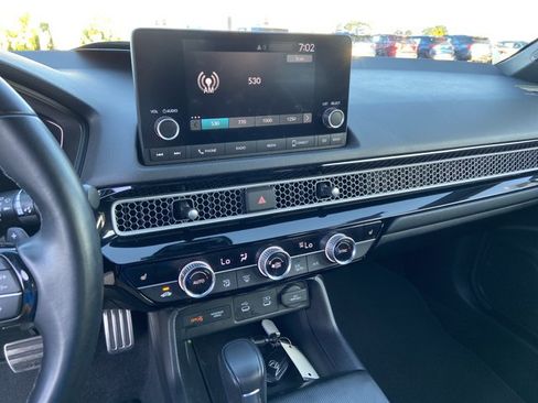 Used 2025 Honda Civic Sport image 39