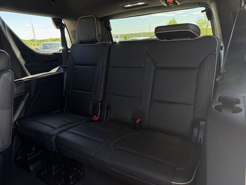 Used 2021 Chevrolet Tahoe Premier w/ Premium Package image 31