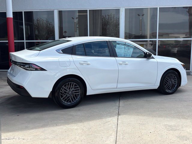 Used 2026 Nissan Sentra SV w/ Floor Mat Package FWD image 3