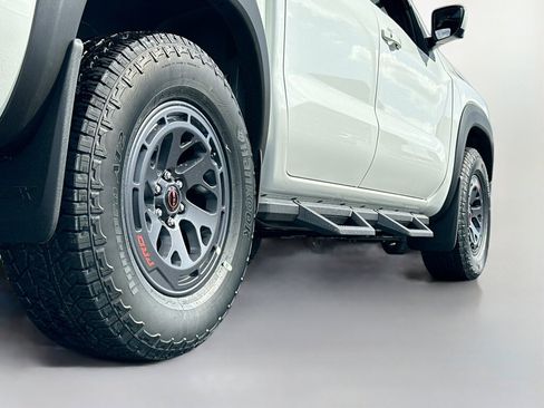 New 2025 Nissan Frontier PRO-4X w/ Pro Premium Package image 13