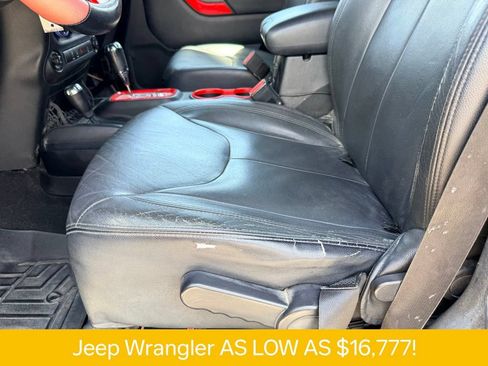 Used 2013 Jeep Wrangler Unlimited Rubicon AWD/4WD image 18