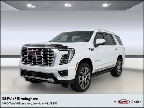 Used 2025 GMC Yukon Denali w/ Denali Reserve Package AWD/4WD image 1