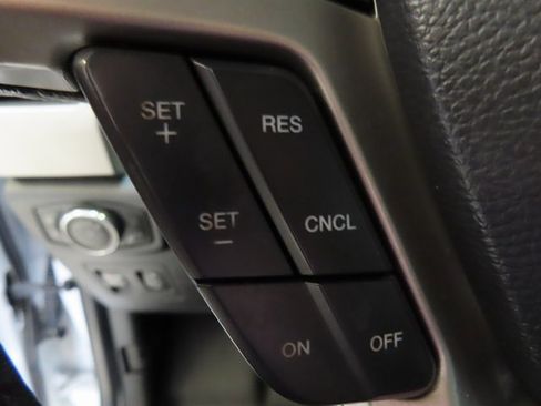 Used 2020 Ford F150 Lariat image 21