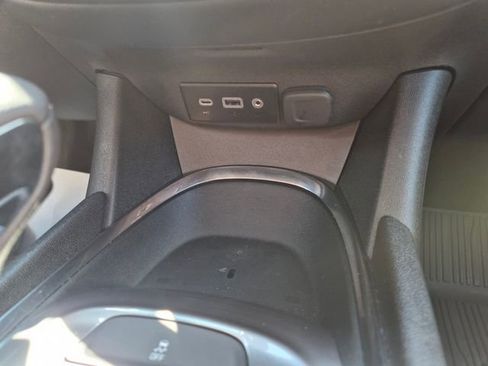 Used 2022 Chevrolet Malibu LT FWD image 27