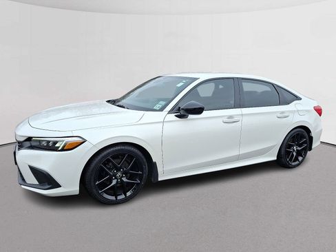 Certified 2024 Honda Civic Sport image 5