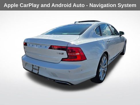 Used 2018 Volvo S90 T8 Inscription w/ Convenience Package image 9