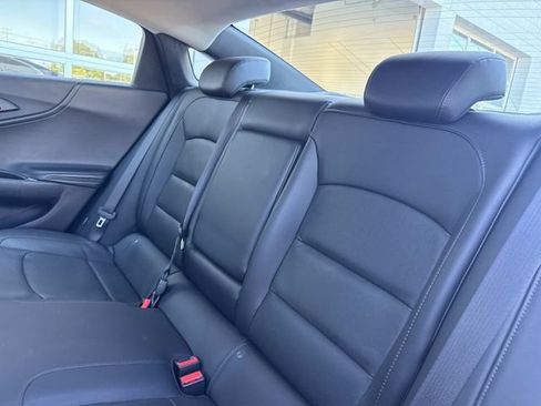 Used 2018 Chevrolet Malibu Premier w/ Premier Sun and Wheel Package FWD image 61