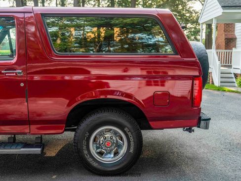 Used 1995 Ford Bronco XLT image 5
