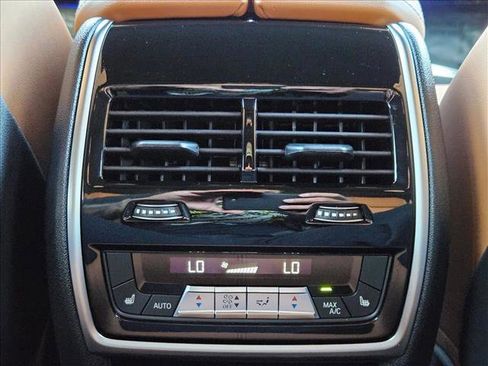 New 2026 BMW X6 xDrive40i image 17