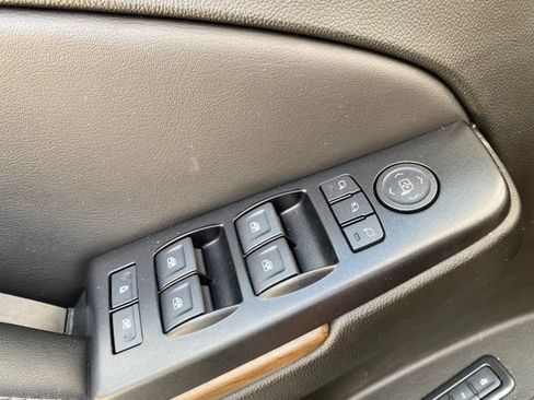 Used 2019 GMC Yukon Denali w/ Denali Ultimate Package AWD/4WD image 32