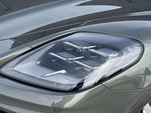 New 2026 Porsche Panamera image 7