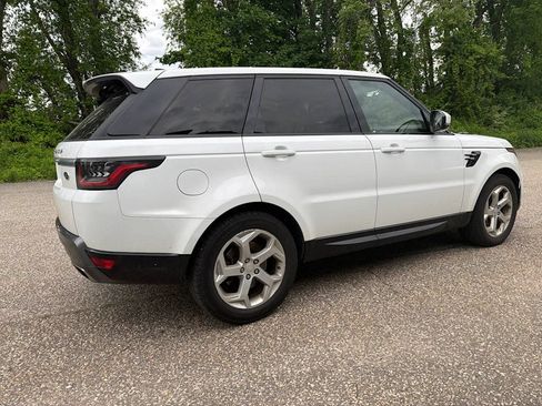 Used 2018 Land Rover Range Rover Sport HSE AWD/4WD image 3