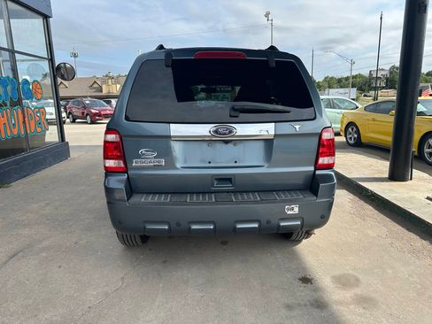 Used 2010 Ford Escape Limited FWD image 7