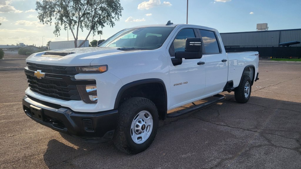 Used 2024 Chevrolet Silverado 2500 W/T w/ WT Convenience Package AWD/4WD image 4