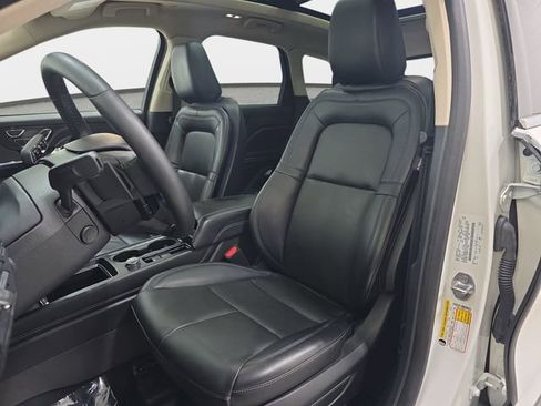 Used 2023 Lincoln Corsair AWD w/ Equipment Group 101A image 12