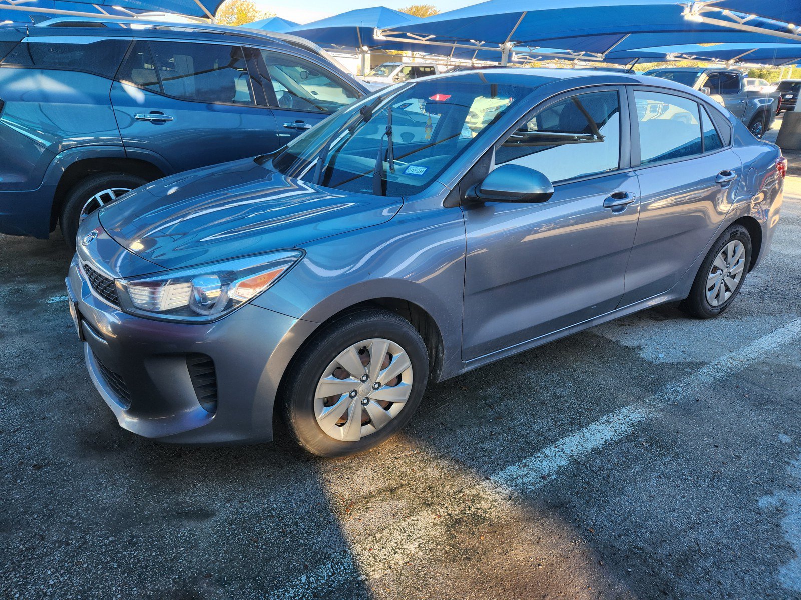 Used 2020 Kia Rio S FWD image 2