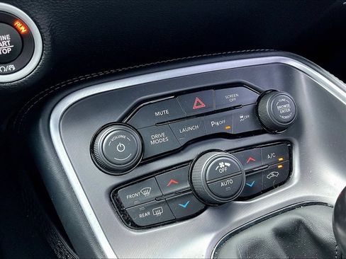 Used 2021 Dodge Challenger R/T Scat Pack RWD image 15